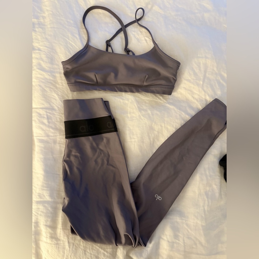 Alo small airlift legging and intrigue bra